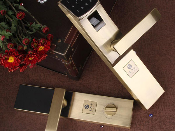 昆明上門換鎖公司