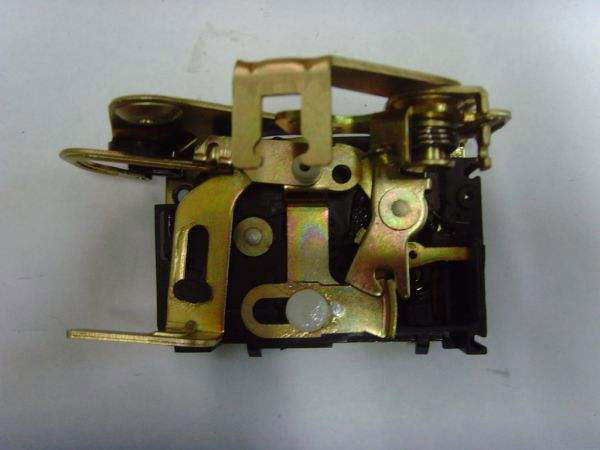 青島開(kāi)汽車鎖公司